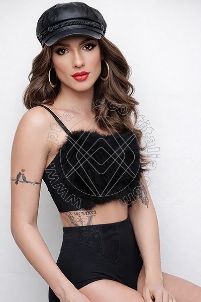 Foto 5 di Leticia Blend travescort Milano