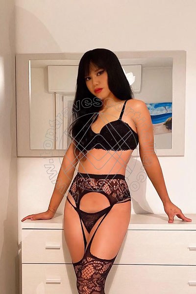 Foto 5 di Ella Asiatica travescort Milano