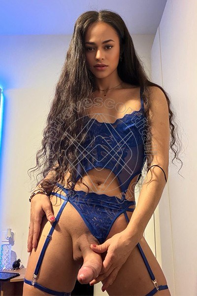 Foto hot 5 di Victoria New travescort Bologna