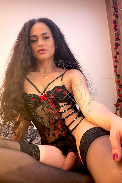 Foto hot di Victoria New travescort Bologna