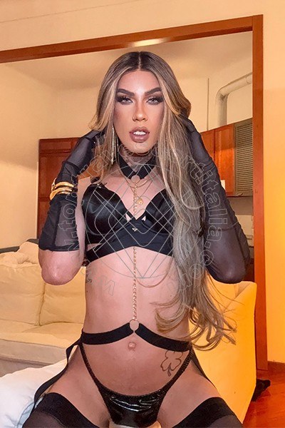 Foto 28 di Dafinny Doll travescort Roma