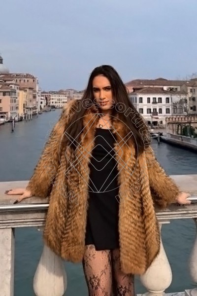 Foto 16 di Sarah travescort Roma
