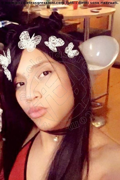 Foto selfie di Hillary Hilton travescort Oviedo