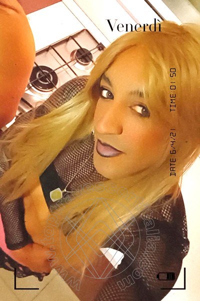 Foto selfie 11 di Michy Blond travescort Verona