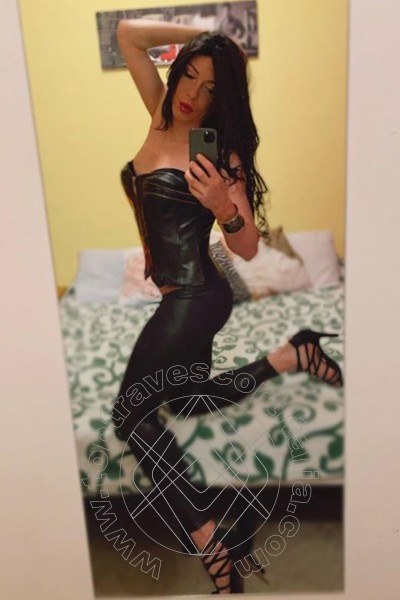Foto selfie 1 di Alina Xxxl travescort Feltre