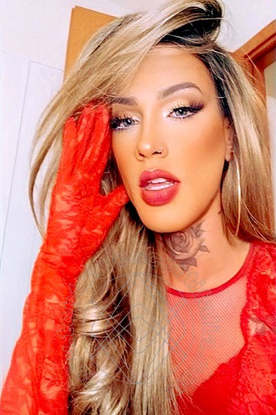 Foto selfie 72 di Dafinny Doll travescort Roma