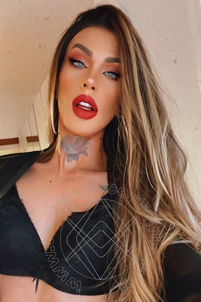 Foto selfie 66 di Dafinny Doll travescort Roma
