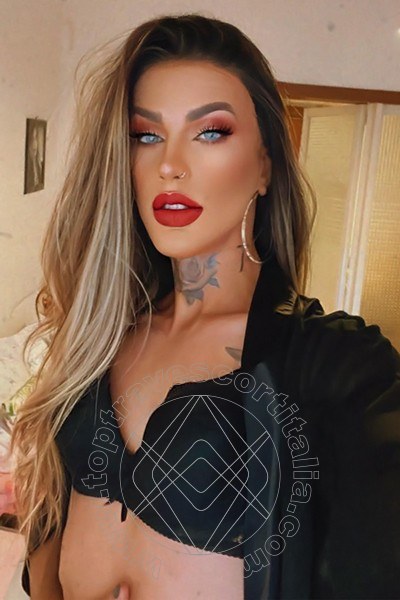 Foto selfie 62 di Dafinny Doll travescort Roma