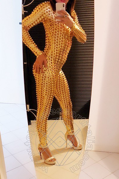 Foto selfie 92 di Samantha Dumont travescort Riccione