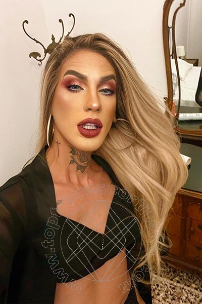 Foto selfie 55 di Dafinny Doll travescort Roma