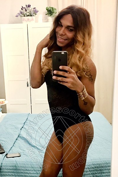 Foto selfie 178 di Thais Melo travescort Roma