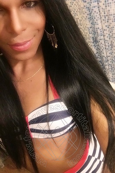 Foto selfie 170 di Thais Melo travescort Roma
