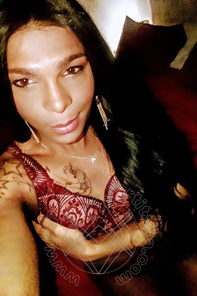 Foto selfie 71 di Thais Melo travescort Roma