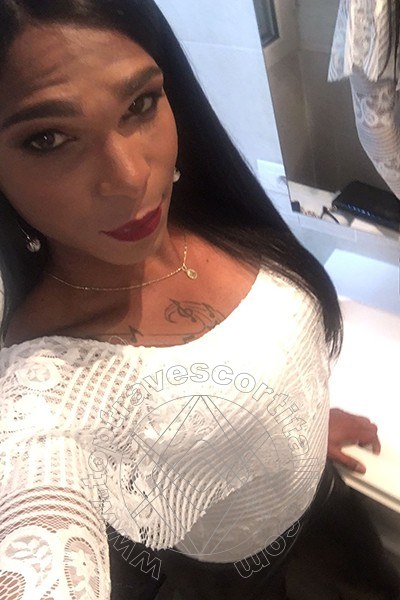 Foto selfie 124 di Thais Melo travescort Roma