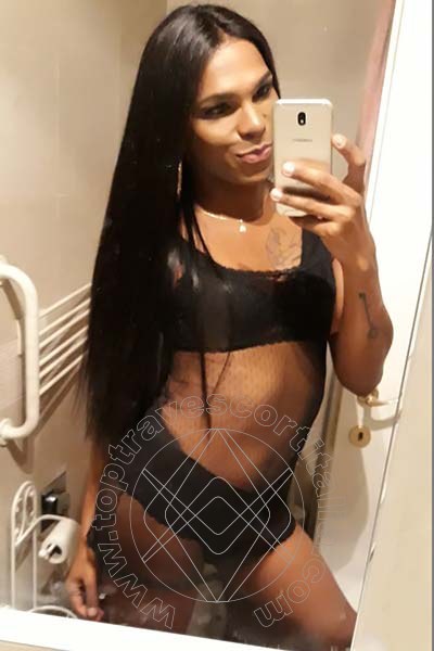Foto selfie 78 di Thais Melo travescort Roma