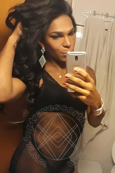 Foto selfie 79 di Thais Melo travescort Roma