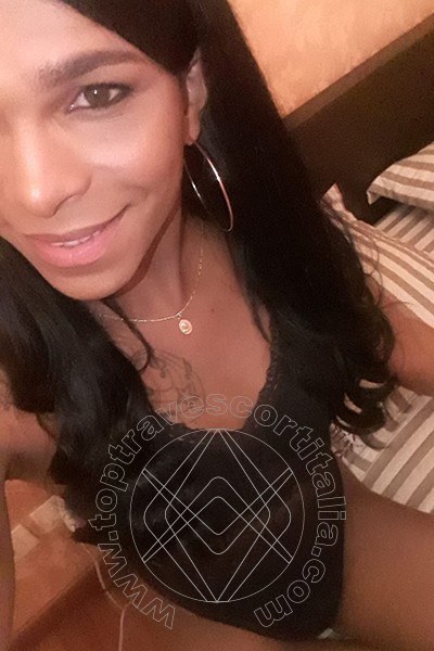 Foto selfie 83 di Thais Melo travescort Roma
