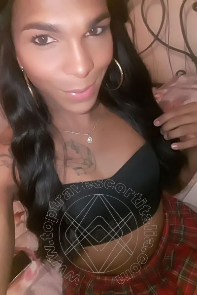 Foto selfie 92 di Thais Melo travescort Roma