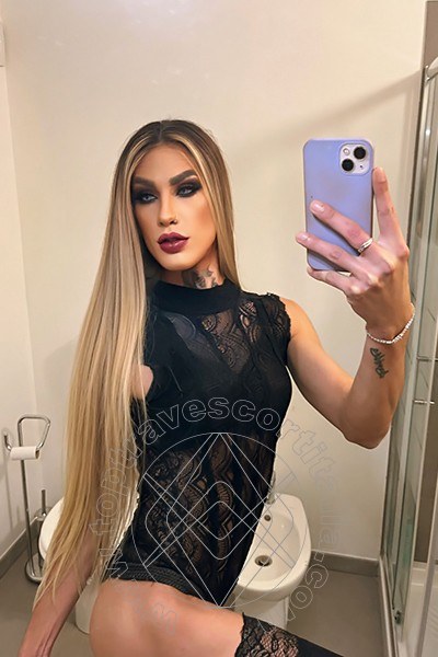 Foto selfie 42 di Dafinny Doll travescort Roma