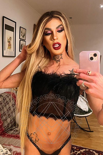 Foto selfie 35 di Dafinny Doll travescort Roma