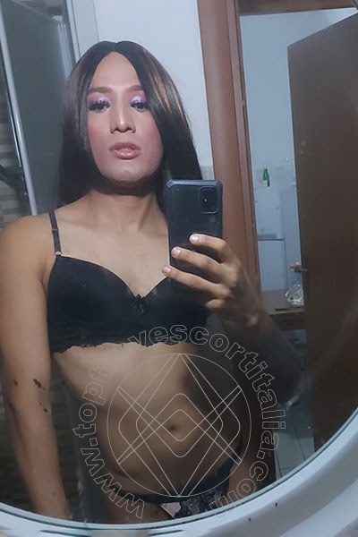 Foto selfie 23 di Laura Delfin travescort Roma