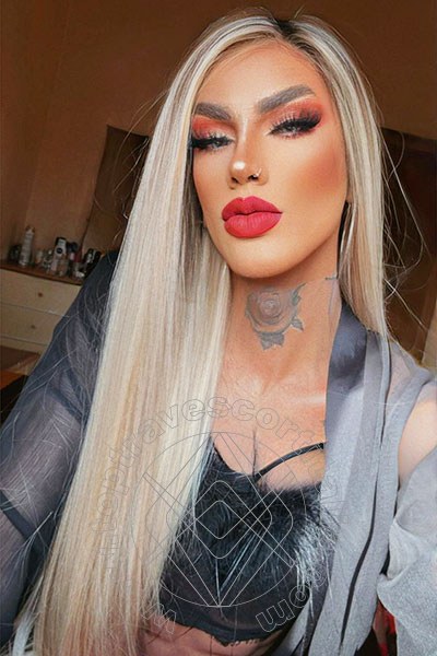 Foto selfie 27 di Dafinny Doll travescort Roma