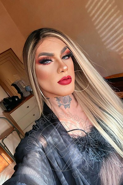 Foto selfie 31 di Dafinny Doll travescort Roma