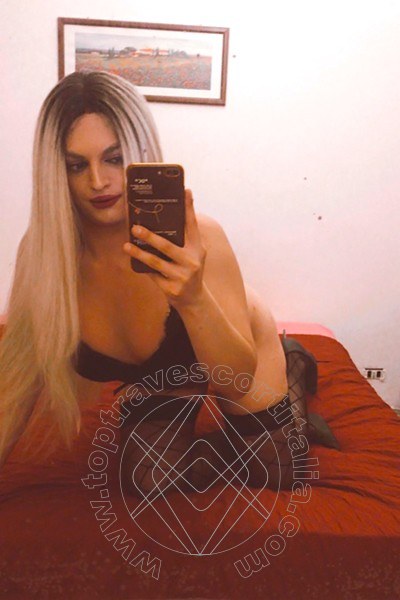 Foto selfie 13 di Bambola travescort Milano Marittima