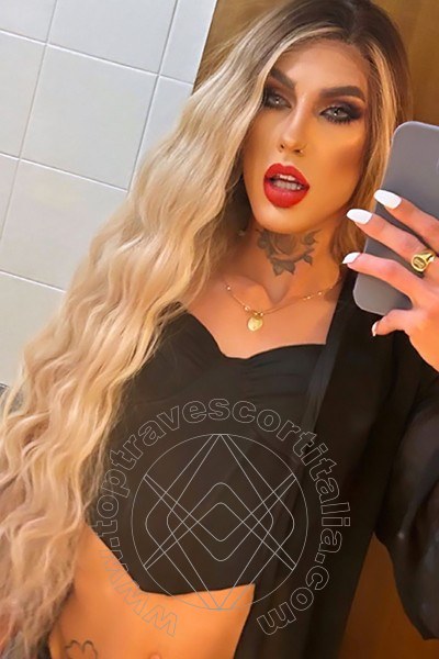 Foto selfie 20 di Dafinny Doll travescort Roma