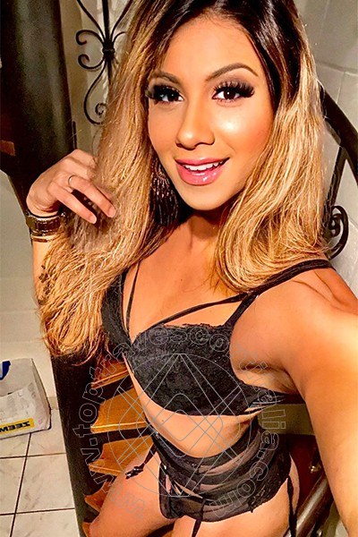 Foto selfie 41 di Louise Angel travescort Roma
