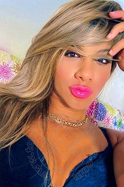 Foto selfie 36 di Louise Angel travescort Roma