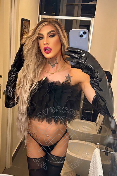 Foto selfie 7 di Dafinny Doll travescort Roma