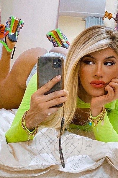 Foto selfie 16 di Louise Angel travescort Roma