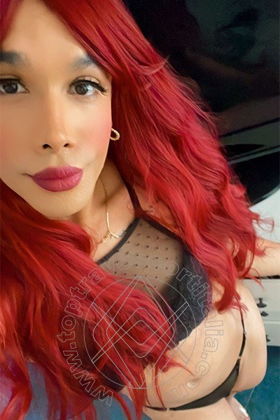 Foto selfie di Roberta Red travescort Verona