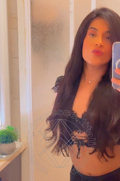 Foto selfie 30 di Gioia Victoria travescort Martinsicuro
