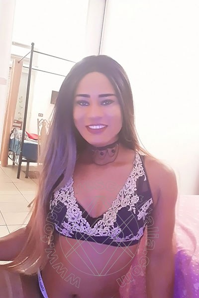 Foto selfie 12 di Juliana Scarole travescort Bari