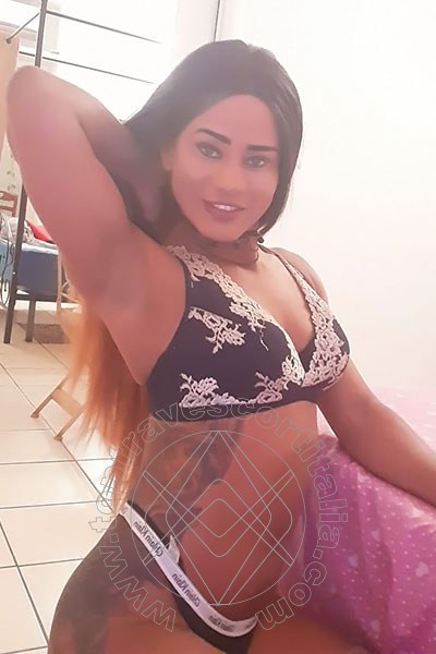 Foto selfie 13 di Juliana Scarole travescort Bari