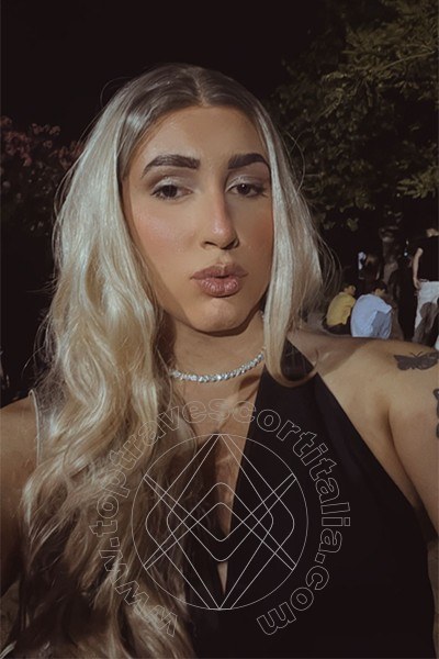 Foto selfie 11 di Sarah travescort Roma