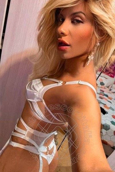 Foto selfie 14 di Louise Angel travescort Roma