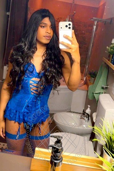 Foto selfie 2 di Sabrina Alencar travescort Sorrento