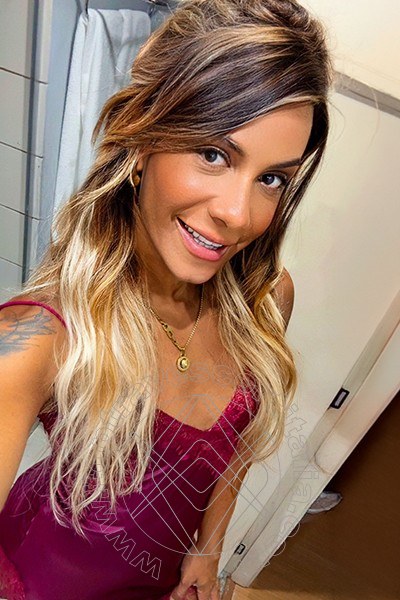 Foto selfie 1 di Louise Angel travescort Roma