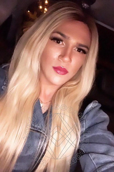 Foto selfie 66 di Giulia Araujo travescort Torino