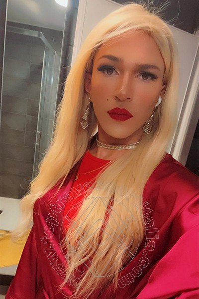 Foto selfie 31 di Giulia Araujo travescort Torino