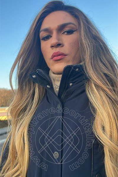 Foto selfie 19 di Giulia Araujo travescort Torino