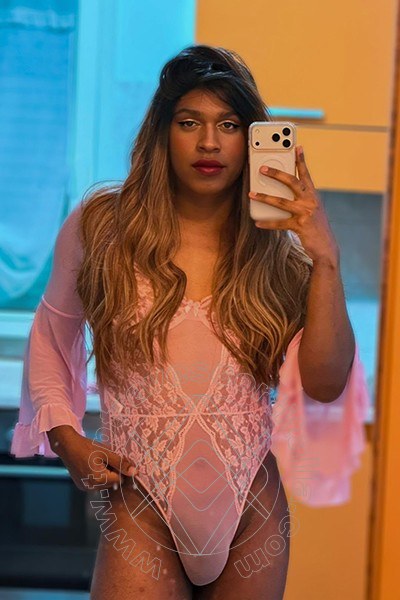 Foto selfie 1 di Sabrina Alencar travescort Sorrento