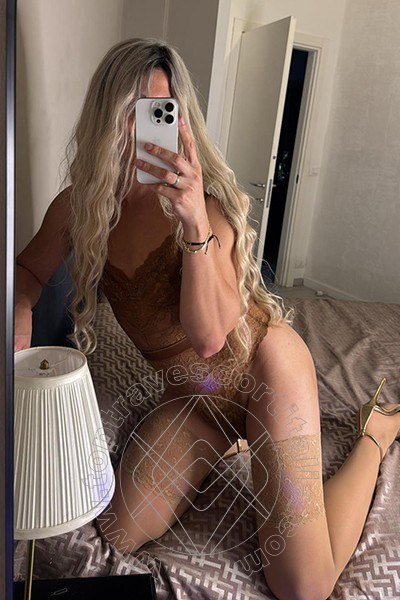 Foto selfie 2 di Luna travescort Rimini